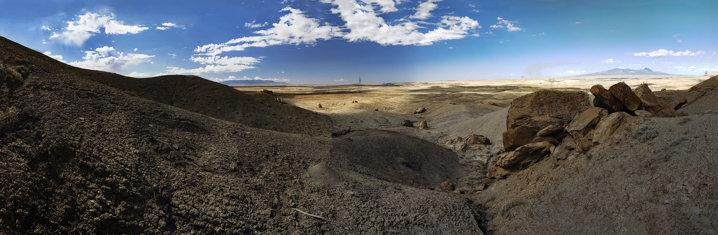 CO-NM Mile 313 + 19.6 chns. Looking west